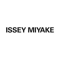 Issey Miyake internetu