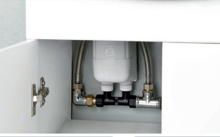 Elektrinis momentinis vandens šildytuvas DAFI 4,5 kw kaina ir informacija | Vandens šildytuvai | pigu.lt