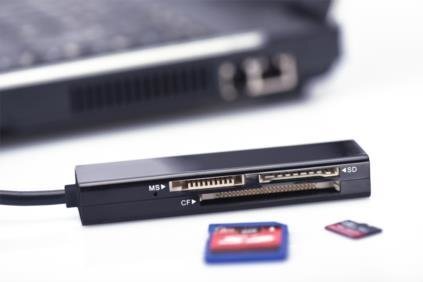 Ednet 85241 kaina ir informacija | Adapteriai, USB šakotuvai | pigu.lt