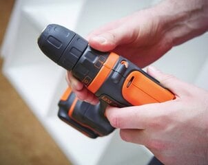 Аккумуляторная дрель/шуруповерт Black&Decker BDCDD12 10,8V цена и информация | Шуруповерты, дрели | pigu.lt