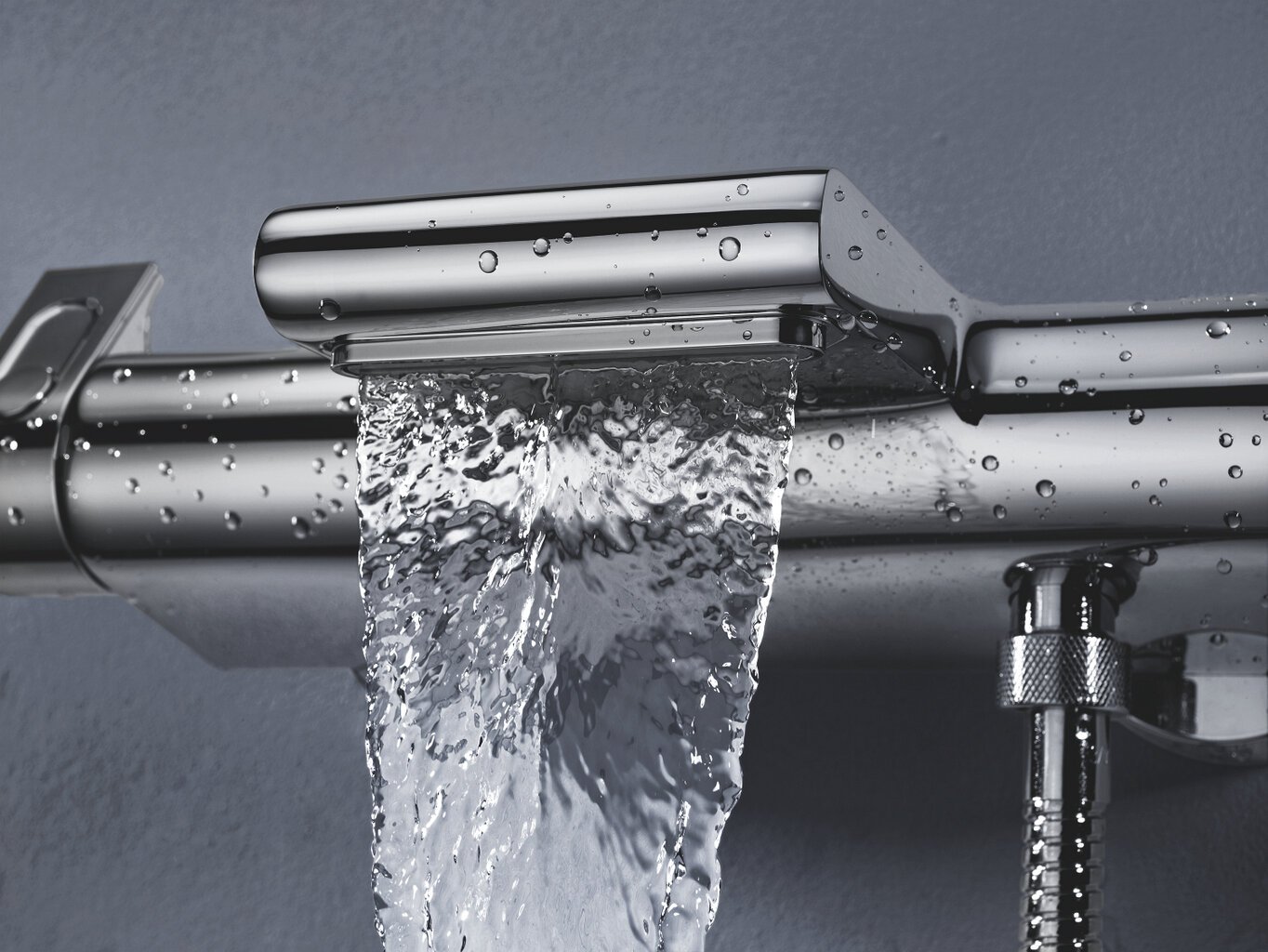 GROHE Grohtherm 2000 termostatinis vonios maišytuvas, su perjungikliu, vandenį taupantis, chromas, 34464001 kaina ir informacija | Vandens maišytuvai | pigu.lt