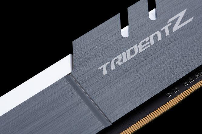 G.Skill Trident Z DDR4, 2x8GB, 3200MHz, CL16 (F4-3200C16D-16GTZSW) kaina ir informacija | Operatyvioji atmintis (RAM) | pigu.lt