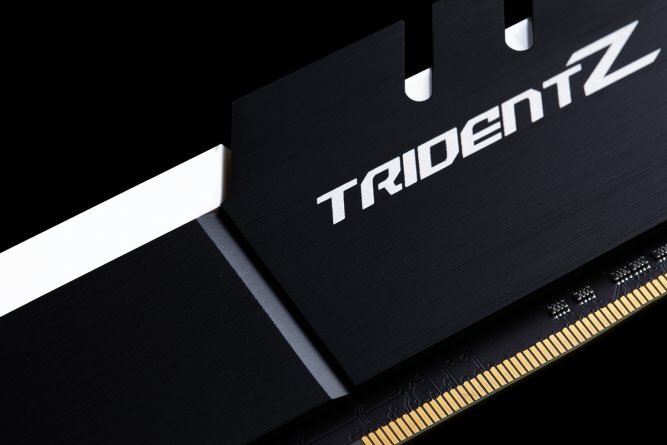 G.Skill Trident Z DDR4, 2x16GB, 3200MHz, CL14 (F4-3200C14D-32GTZKW) kaina ir informacija | Operatyvioji atmintis (RAM) | pigu.lt