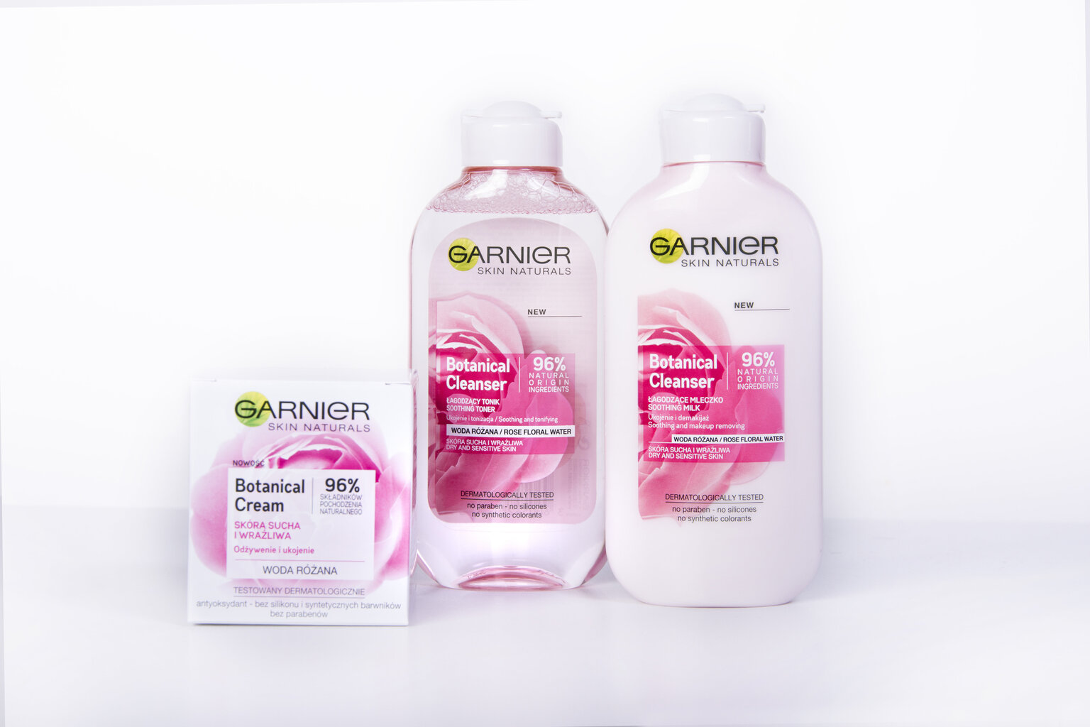 Drėkinamasis veido kremas su rožių ektraktu Garnier Skin Naturals 50 ml kaina ir informacija | Veido kremai | pigu.lt