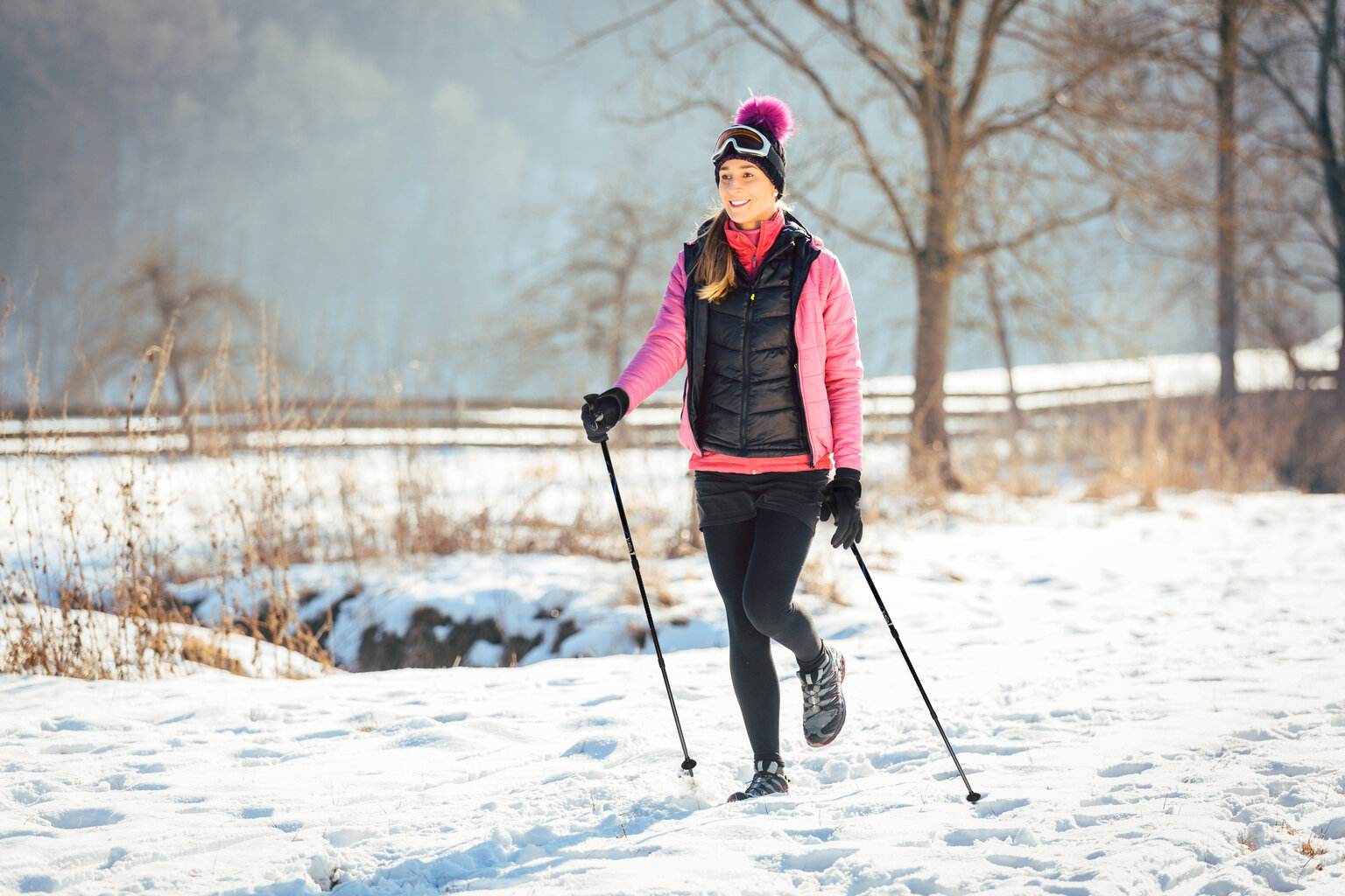 Ėjimo lazdos Atom Outdoors, juodos kaina ir informacija | Ėjimo lazdos | pigu.lt