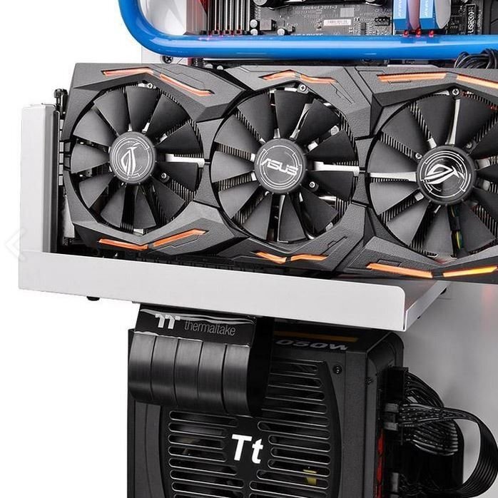 Thermaltake Extension Riser TT Premium PCI-E 3.0 X16, 300 mm (AC-045-CN1OTN-C1) kaina ir informacija | Komponentų priedai | pigu.lt