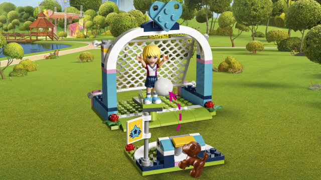 41330 LEGO® Friends Stephanie futbolo treniruotė kaina ir informacija | Konstruktoriai ir kaladėlės | pigu.lt