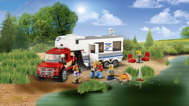 60182 LEGO® City Karavanas su automobiliu kaina ir informacija | Konstruktoriai ir kaladėlės | pigu.lt