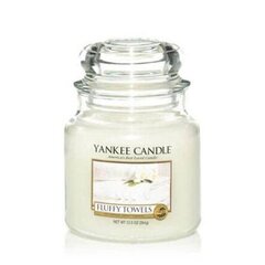 Ароматическая свеча Yankee Candle Fluffy Towels, 411 г цена и информация | Подсвечники, свечи | pigu.lt