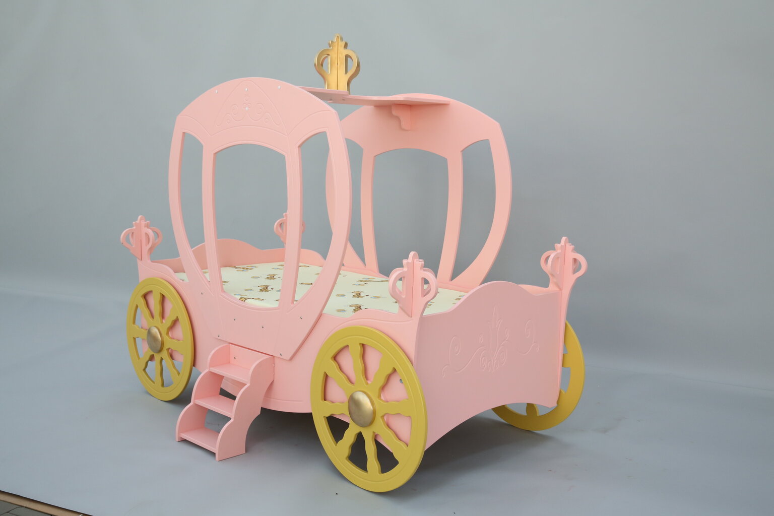 Lova su čiužiniu Princess Carriage, 90x180 cm, rožinė kaina ir informacija | Vaikiškos lovos | pigu.lt