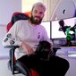 Žadimų kėdė ClutchChairZ PewDiePie Edition Throttle, juoda/raudona цена и информация | Biuro kėdės | pigu.lt