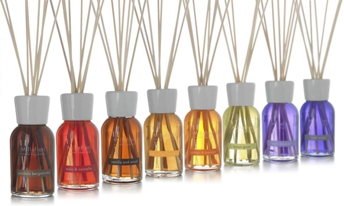 Kvapiosios lazdelės Millefiori Natural Fragrance Mela & Cannella 100 ml kaina ir informacija | Namų kvapai | pigu.lt