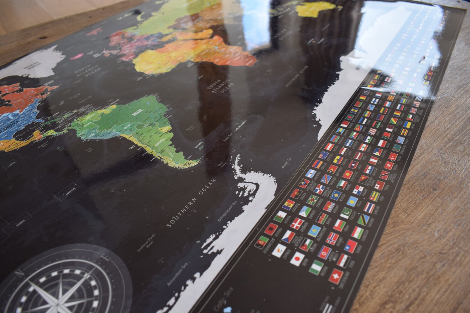 Nutrinamas pasaulio žemėlapis, 70x50cm kaina ir informacija | Žemėlapiai | pigu.lt