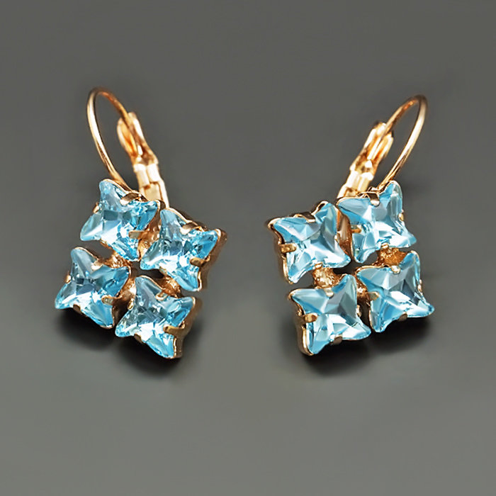 Auskarai moterims DiamondSky „Crystal Twister (Aquamarine Blue)“ su Swarovski kristalais
