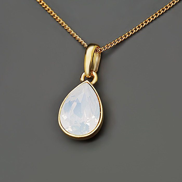 Kaklo papuošalas moterims DiamondSky „Crystal Drop (White Opal)“ su Swarovski kristalais цена и информация | Kaklo papuošalai | pigu.lt
