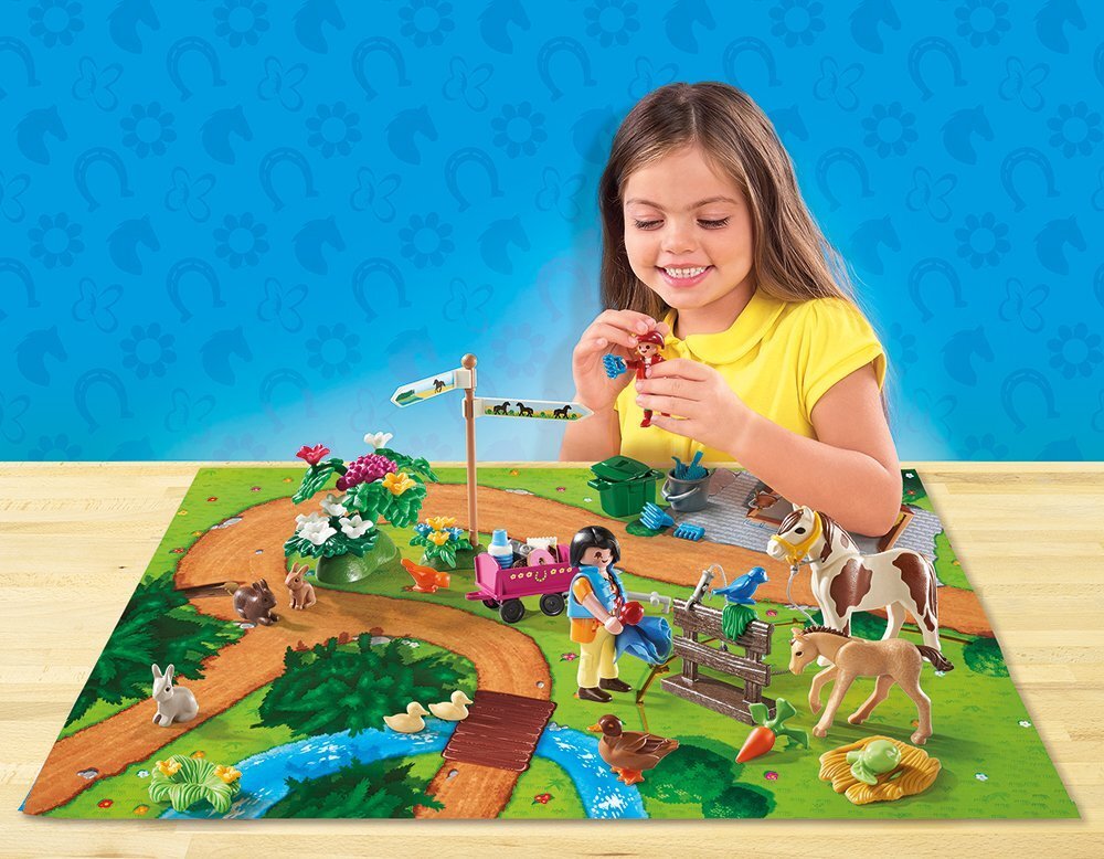 9331 PLAYMOBIL® Play Map, Žirgų pasivaikščiojimas цена и информация | Konstruktoriai ir kaladėlės | pigu.lt