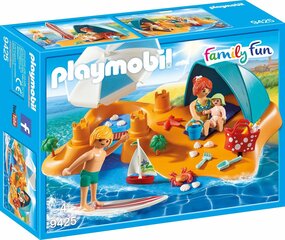 9425 PLAYMOBIL® Family Fun, Семейный день на пляже цена и информация | Конструкторы и кубики | pigu.lt
