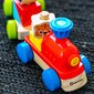 Stumdomas žaislas Medinis traukinukas Hape, 800809 kaina ir informacija | Žaislai kūdikiams | pigu.lt