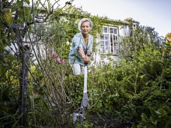 Genėtuvas prasilenkiančiais ašmenimis Gardena SlimCut kaina ir informacija | Sodo įrankiai | pigu.lt