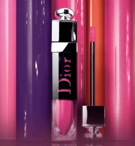 Lūpų dažai Christian Dior Addict Lacquer Plump 676 Fever 5.5 ml kaina ir informacija | Lūpų dažai, blizgiai, balzamai, vazelinai | pigu.lt