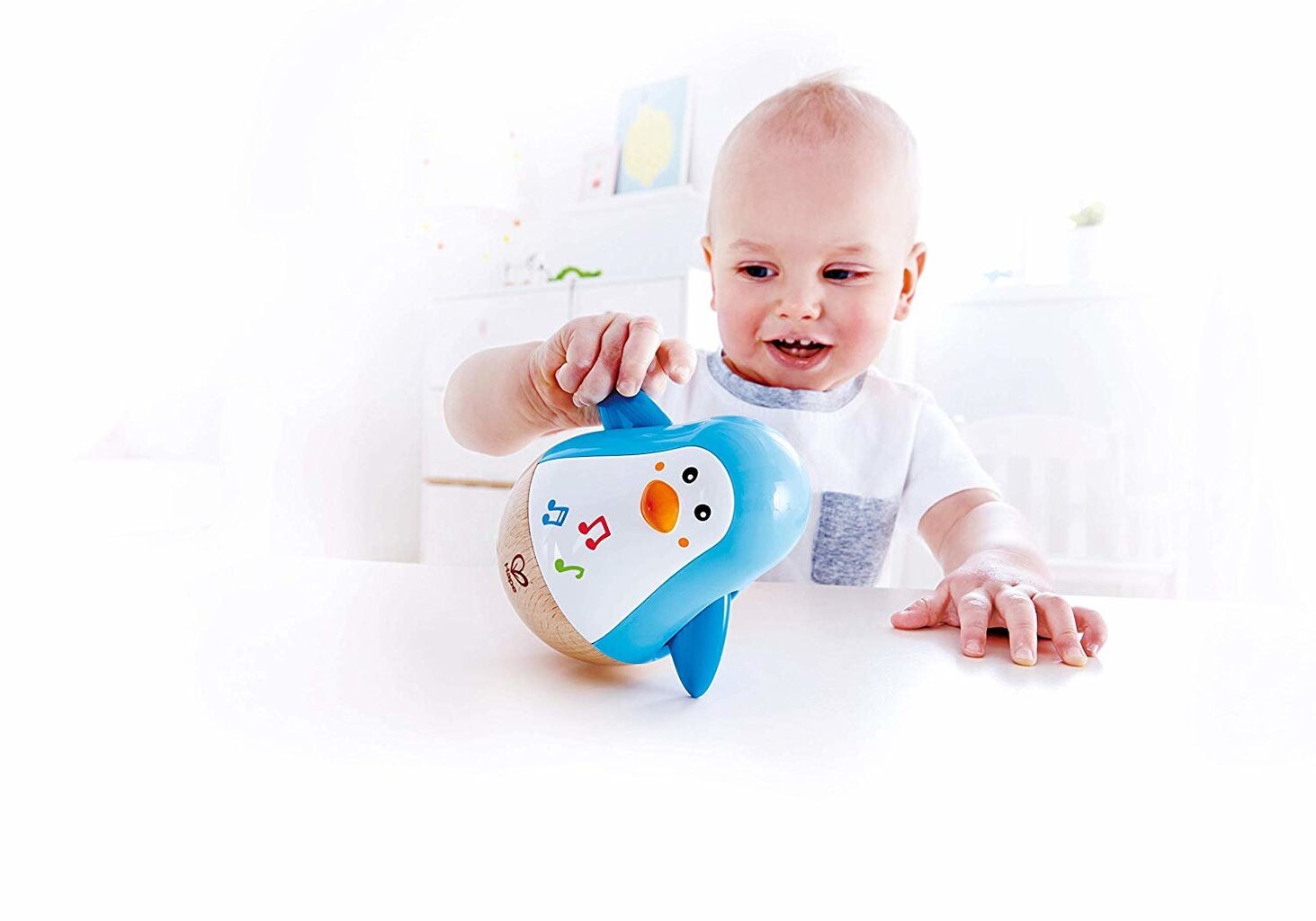 Muzikinė dėžutė-žaislas Pingvinas Hape, E0331A kaina ir informacija | Žaislai kūdikiams | pigu.lt