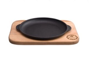 Чугунная посуда для выпечки 18 см с деревянным поддоном цена и информация | Формы, посуда для выпечки | pigu.lt