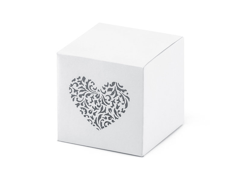 Dekoratyvinės dėžutės skanėstams Heart, baltos su ornamentais dekoruota širdele, 5x5x5 cm, 1 pak/10 vnt kaina ir informacija | Vienkartiniai indai šventėms | pigu.lt