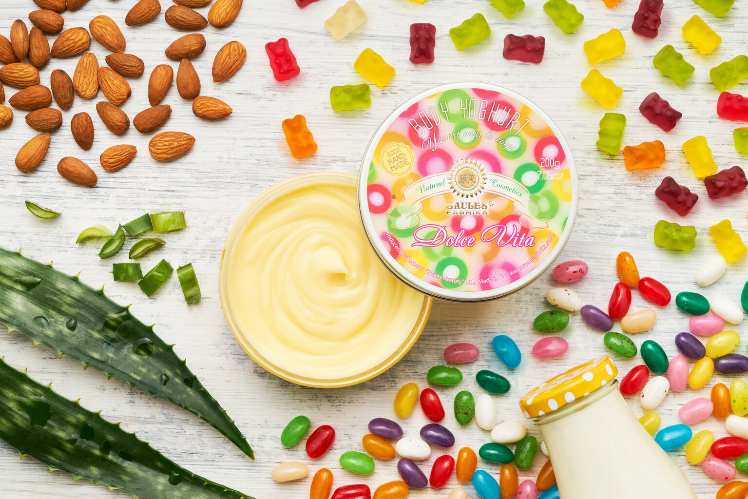 Drėkinamasis kūno jogurtas DOLCE VITA Saules Fabrika 200 g цена и информация | Kūno kremai, losjonai | pigu.lt