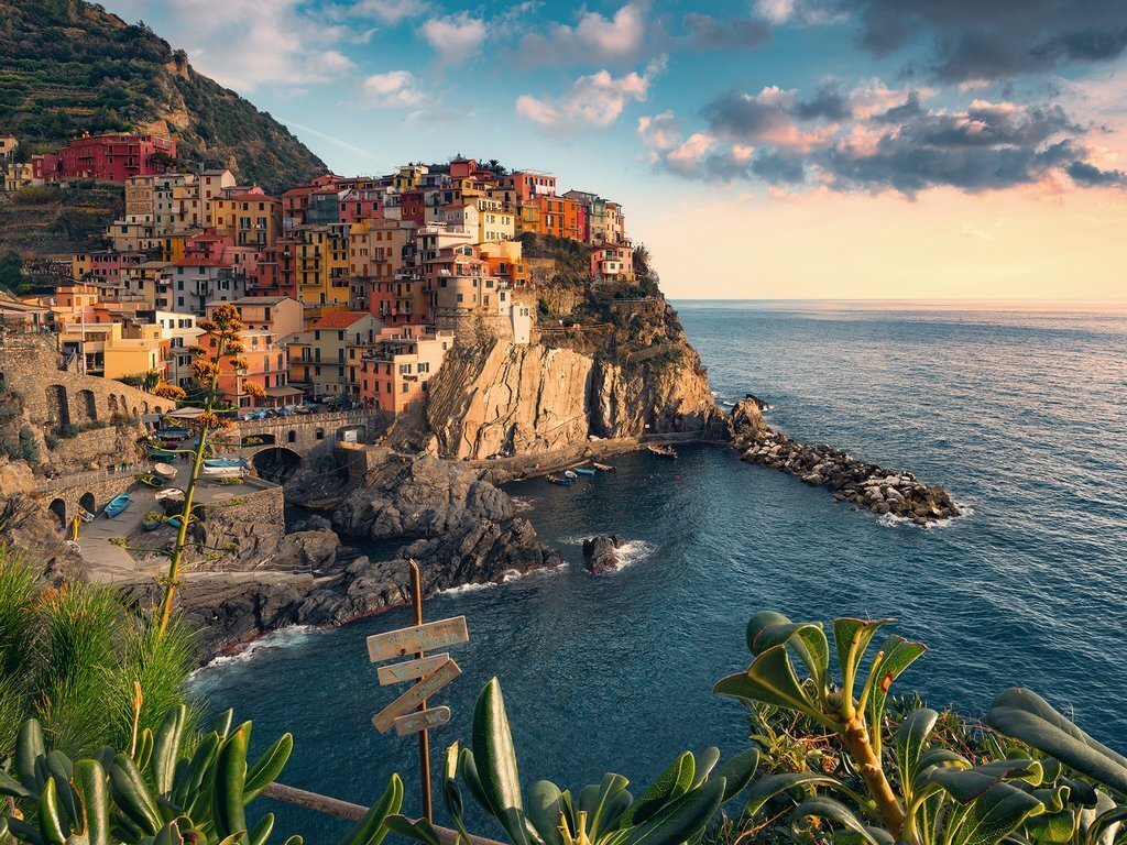 Dėlionė Ravensburger Vaizdas į Cinque Terre, 1500 d., 16227 цена и информация | Dėlionės (puzzle) | pigu.lt