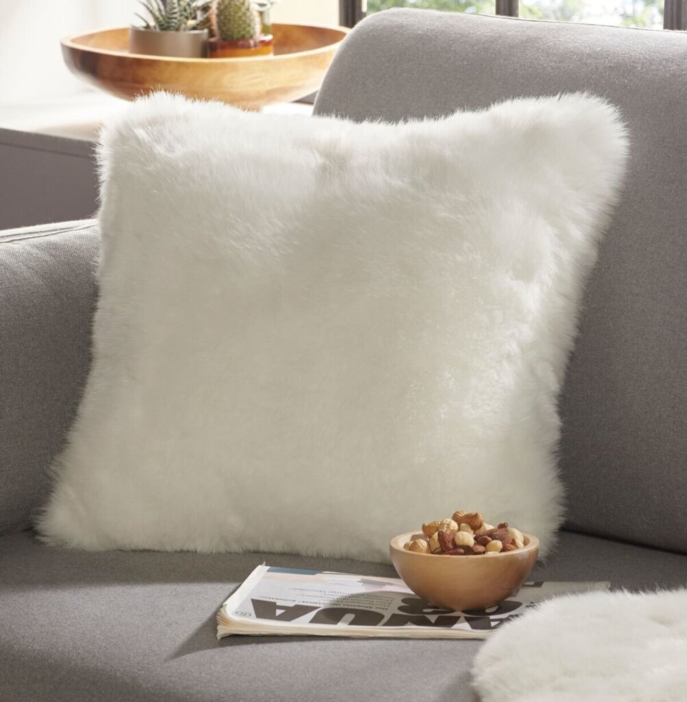 Mint Rugs dirbtinio kailio dekoratyvinė pagalvėlė, 43x43 cm цена и информация | Dekoratyvinės pagalvėlės ir užvalkalai | pigu.lt