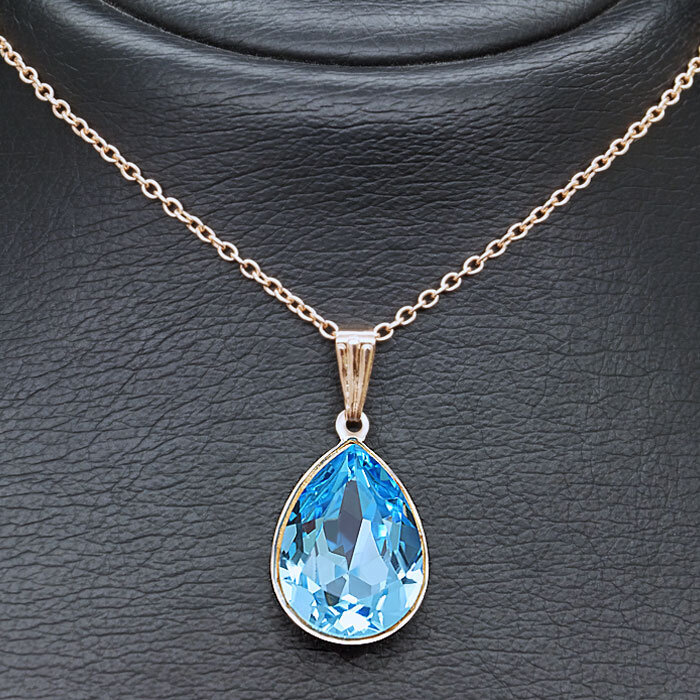 Kaklo papuošalas moterims DiamondSky "Crystal Drop (Aquamarine Blue)" su Swarovski kristalais kaina ir informacija | Kaklo papuošalai | pigu.lt