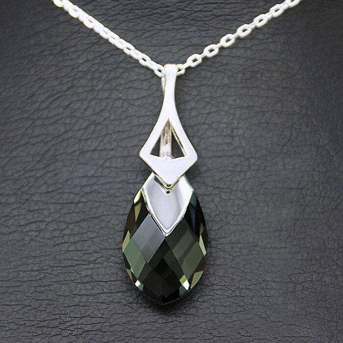 Sidabrinis kaklo papuošalas moterims DiamondSky „Baroque II (Black Diamond Light Chrome)“ su Swarovski kristalais