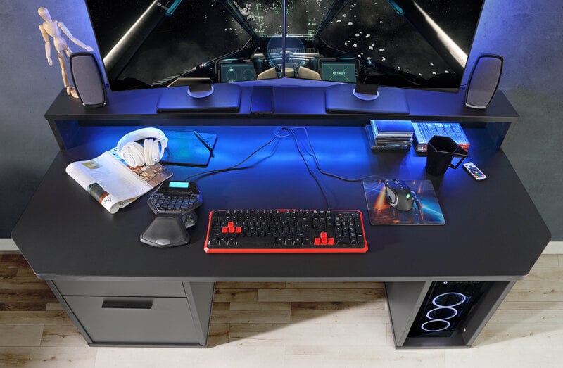 Kompiuterinių žaidimų stalas Forte Tezaur III, juodas internetu