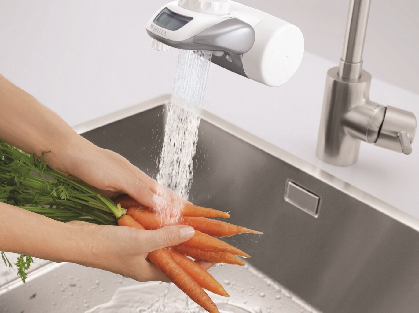 BRITA OnTap vandens filtravimo sistema 600L kaina ir informacija | Virtuvinių plautuvių ir maišytuvų priedai | pigu.lt