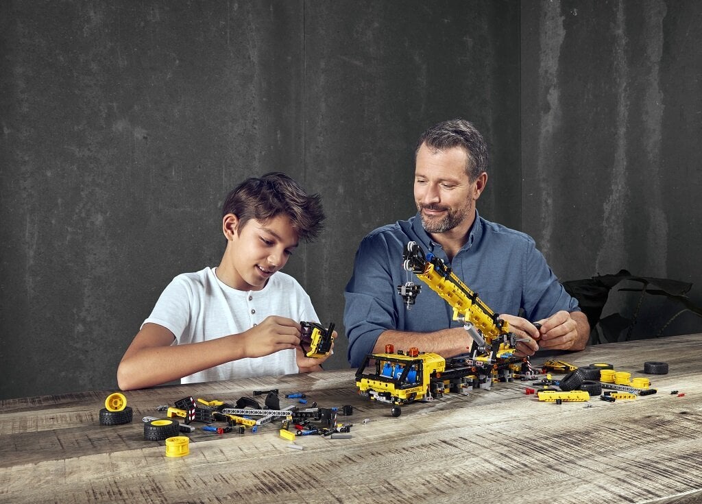 42108 LEGO® Technic Mobilusis kranas цена и информация | Konstruktoriai ir kaladėlės | pigu.lt