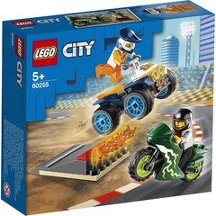 60255 LEGO® City Nitro Wheels Команда каскадеров цена и информация | Конструкторы и кубики | pigu.lt