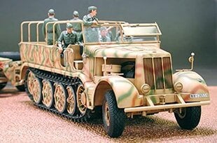 Пластиковая модель машинки Tamiya - FAMO & Sd.Anh.116, 1/35, 35246 цена и информация | Конструкторы и кубики | pigu.lt