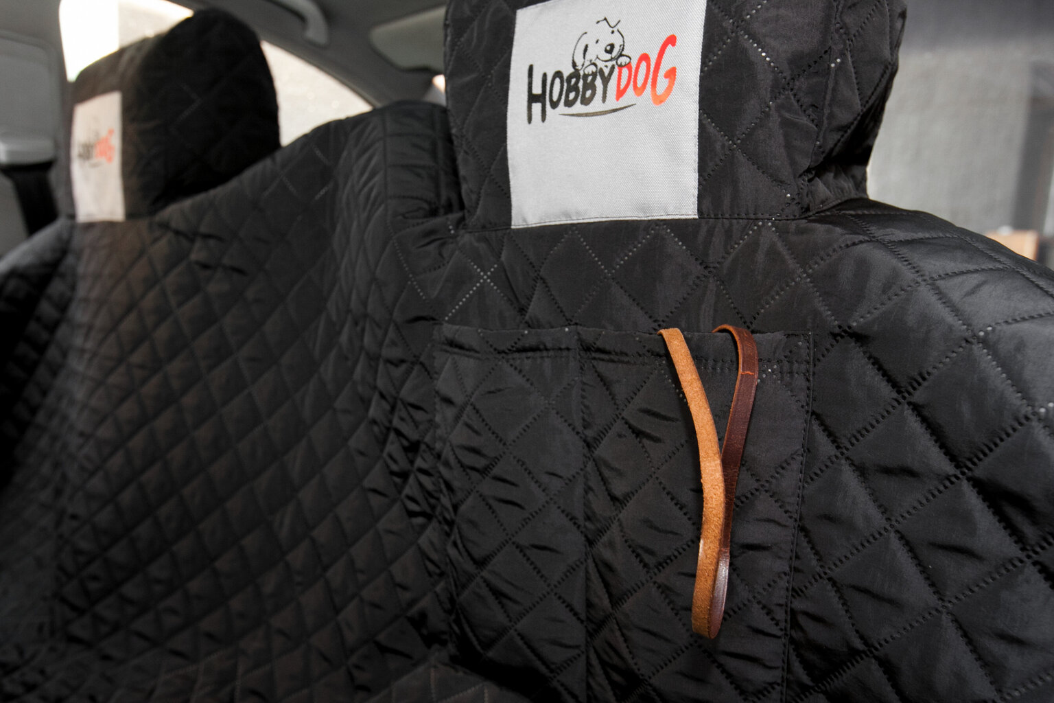 Hobbydog automobilio sėdynių užtiesalas su šonais, juodas, 220x140 cm kaina ir informacija | Kelioniniai reikmenys | pigu.lt