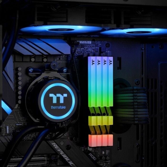 Thermaltake R009D408GX2-3200C16A kaina ir informacija | Operatyvioji atmintis (RAM) | pigu.lt