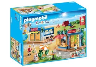 70087 PLAYMOBIL® Family Fun, Большой кемпинг цена и информация | Конструкторы и кубики | pigu.lt