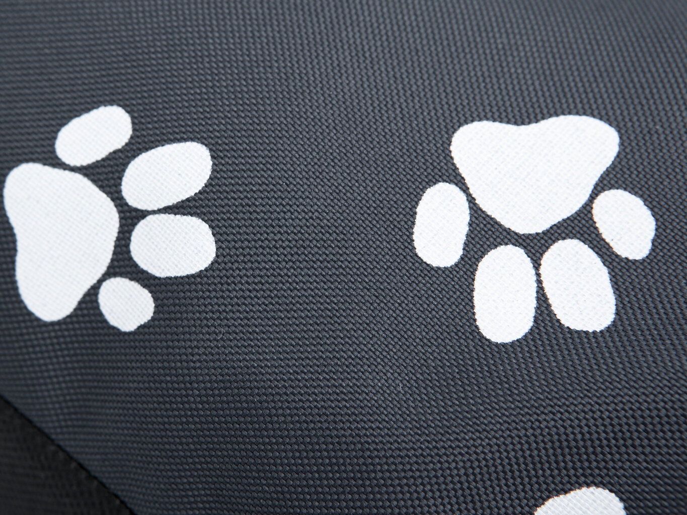 Hobbydog pagalvėlė Eco Prestige R3, 115x80x12 cm, pilka su pėdutėmis kaina ir informacija | Guoliai, pagalvėlės | pigu.lt