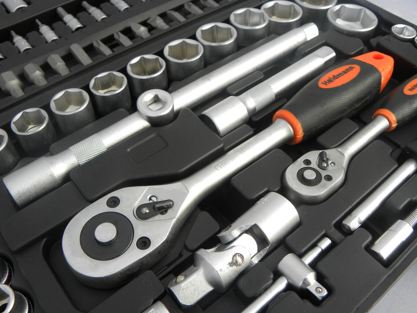 Įrankių rinkinys Heidmann G10150, 1/4", 1/2", 94 dalių kaina ir informacija | Mechaniniai įrankiai | pigu.lt