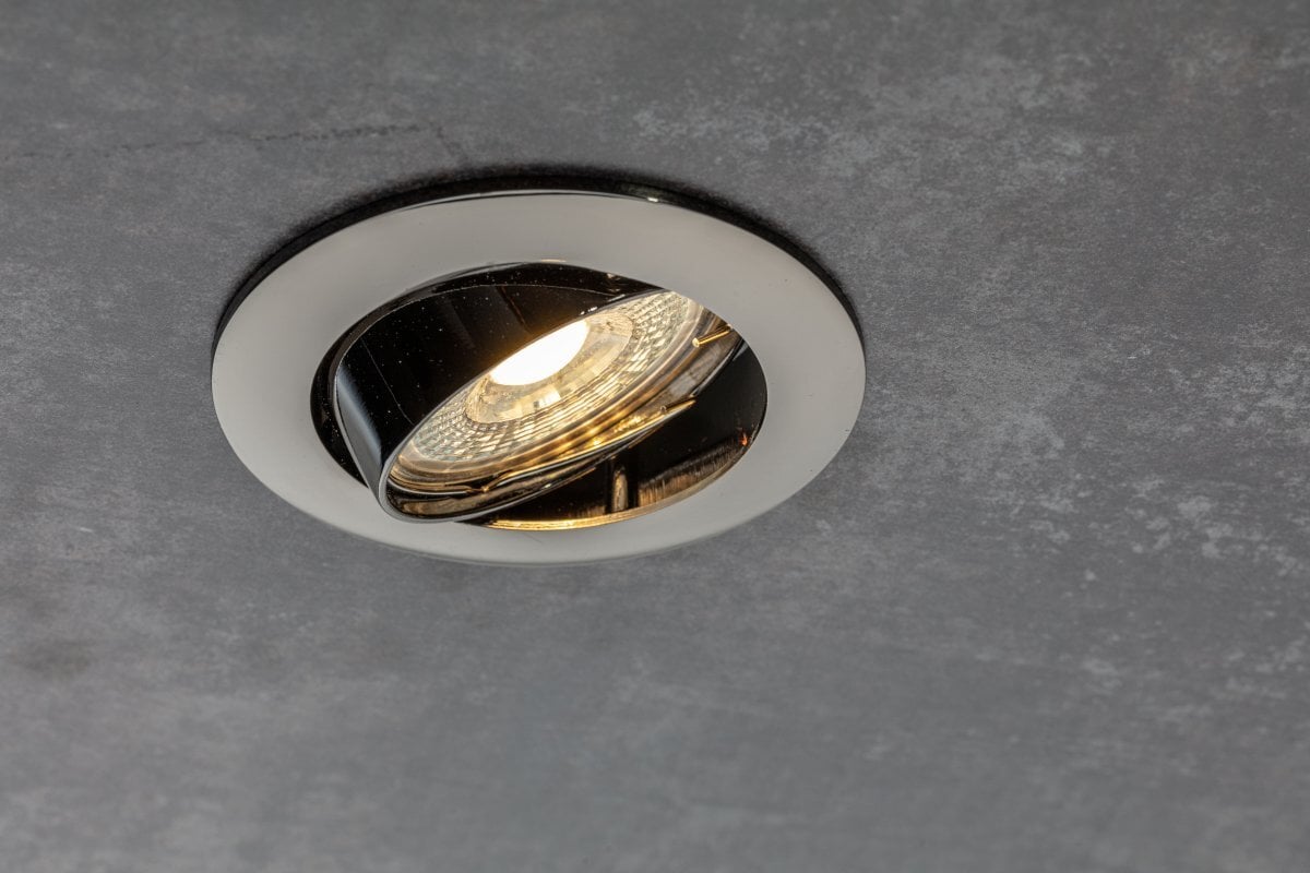 Įleidžiami lubiniai šviestuvai su reguliuojamu kampu PORTO-KAtsparumas:  IP20Spalva:nerudijančio plieno( aliuminis ) kaina | pigu.lt