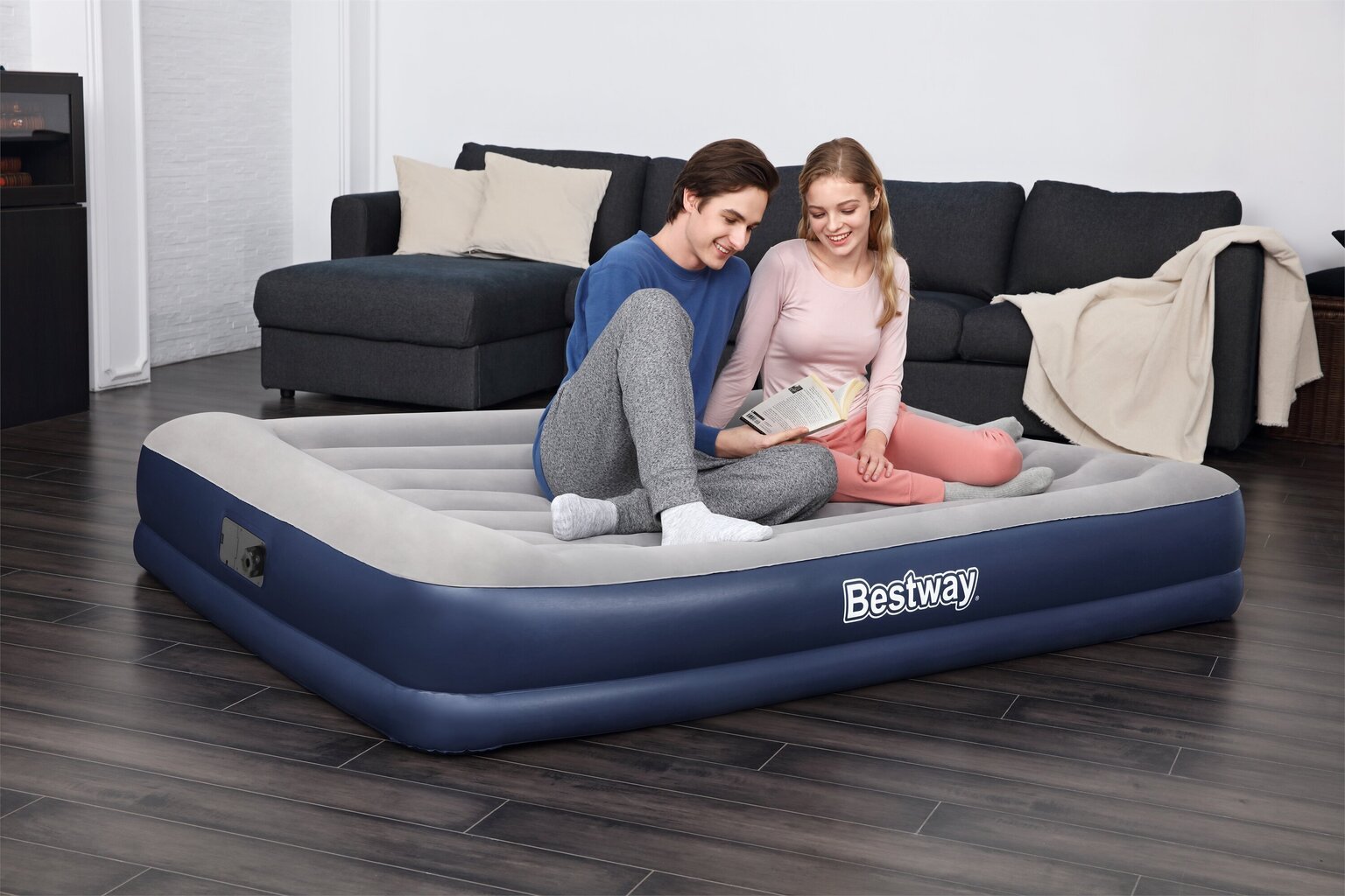 Pripučiamas čiužinys Bestway Tritech Queen 203x152x36 cm, su integruota pompa kaina ir informacija | Pripučiami čiužiniai ir baldai | pigu.lt