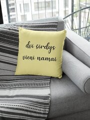 Dekoratyvinė pagalvė „Dvi širdys, vieni namai“, geltona цена и информация | Оригинальные подушки, наволочки | pigu.lt
