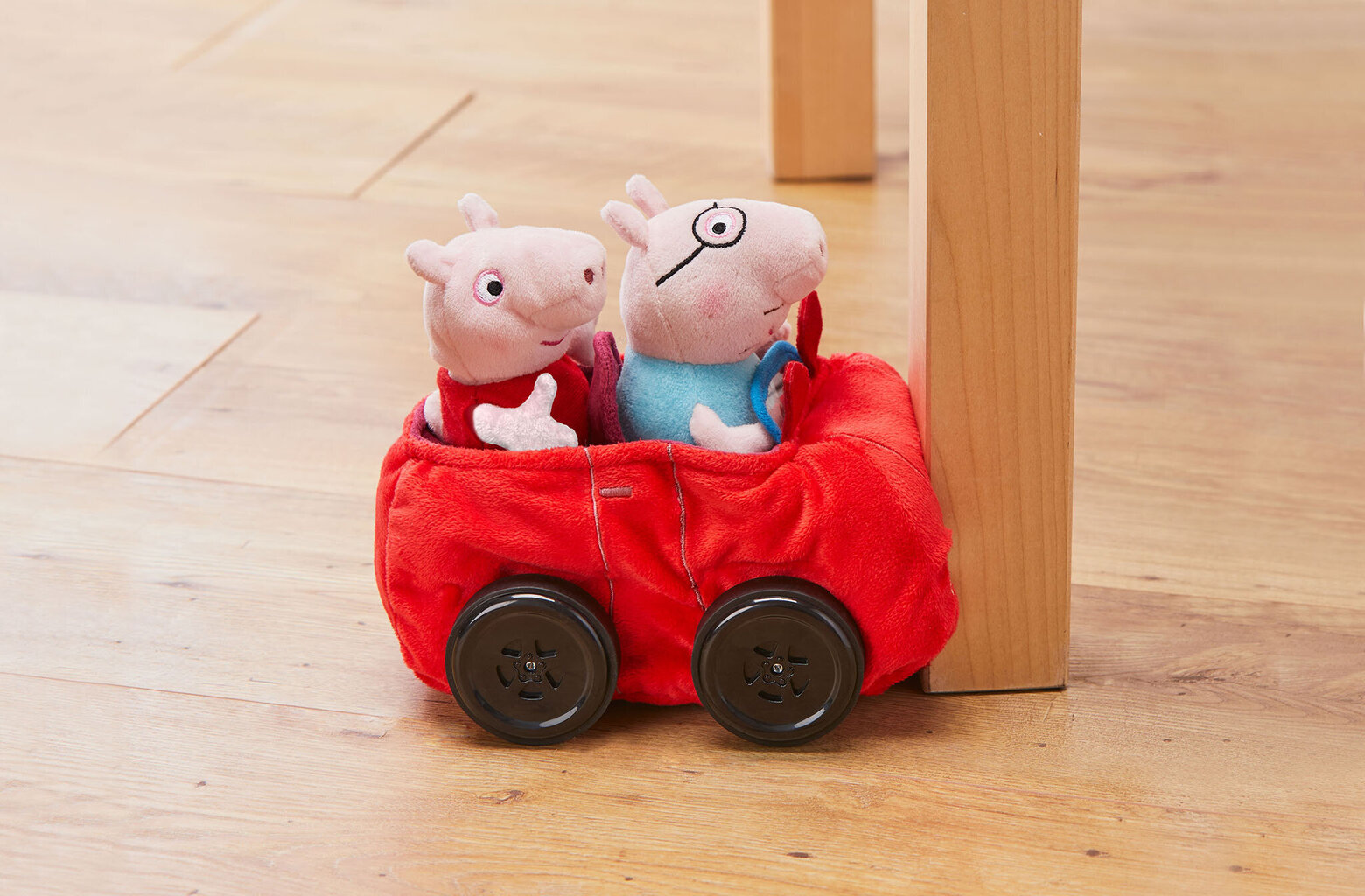 Radijo bangomis valdomas automodelis su pakeleiviais Revell Kiaulytė Pepa (Peppa Pig), 23203 kaina ir informacija | Žaislai kūdikiams | pigu.lt