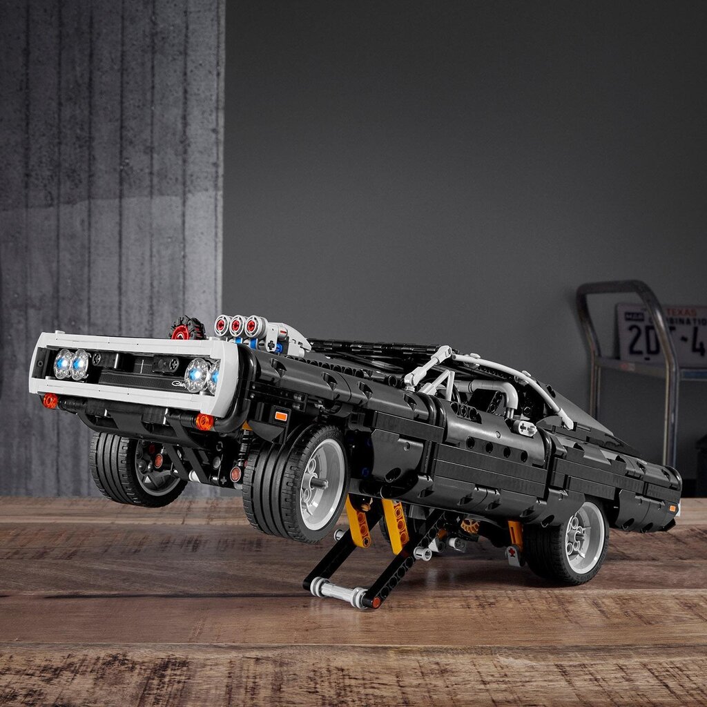 42111 LEGO® Technic Dom's Dodge Charger цена и информация | Konstruktoriai ir kaladėlės | pigu.lt