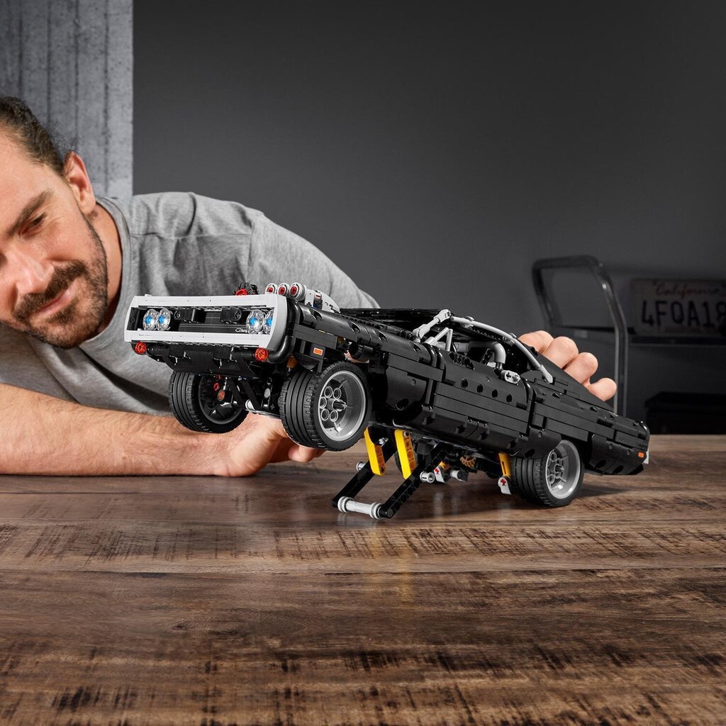 42111 LEGO® Technic Dom's Dodge Charger kaina ir informacija | Konstruktoriai ir kaladėlės | pigu.lt