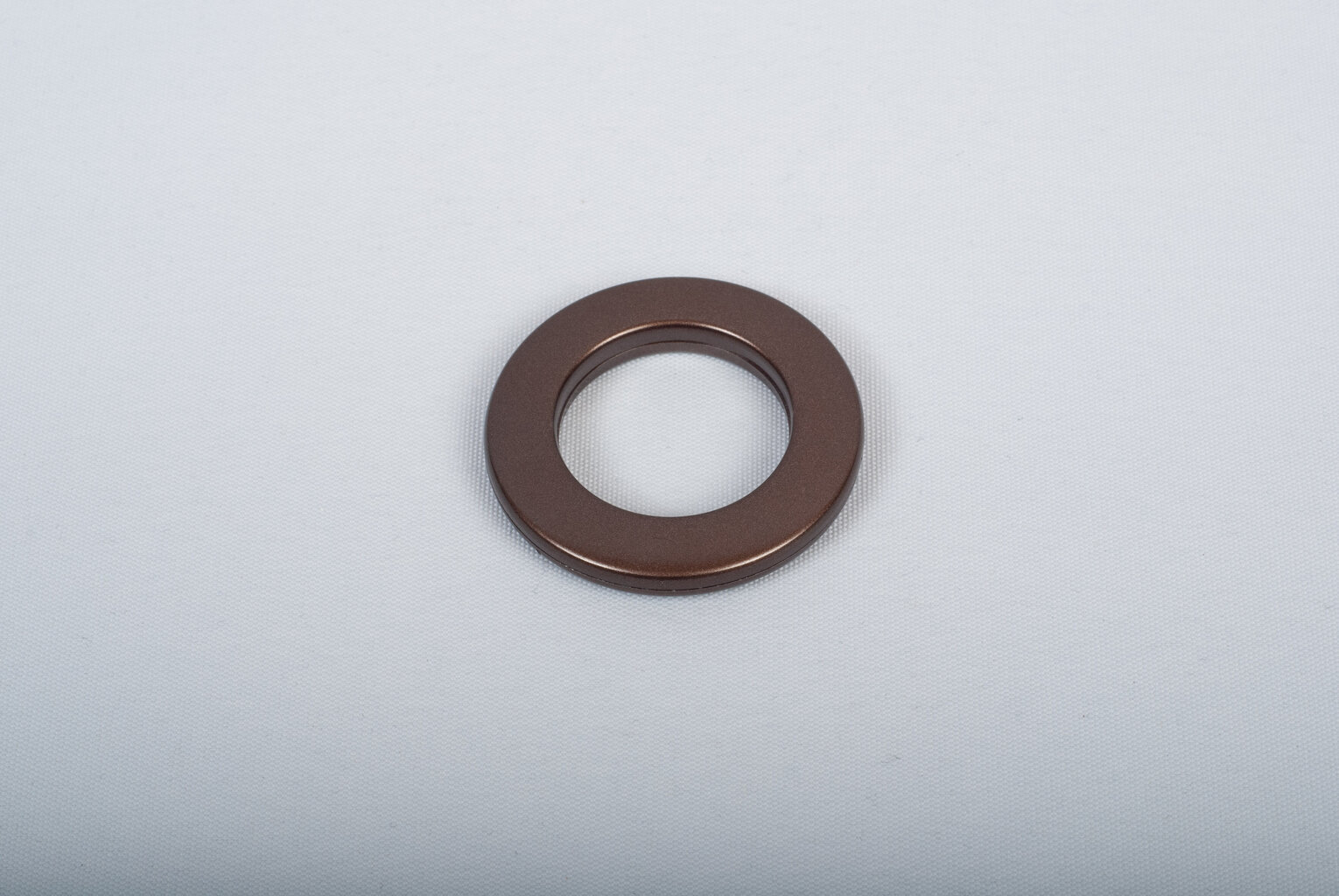 Suspaudžiami žiedai užuolaidoms 28mm. matinės rudos spalvos, 10 vnt. kaina ir informacija | Užuolaidos | pigu.lt