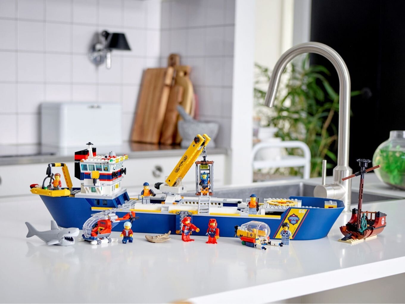 60266 LEGO® City Vandenyno tyrimų laivas цена и информация | Konstruktoriai ir kaladėlės | pigu.lt